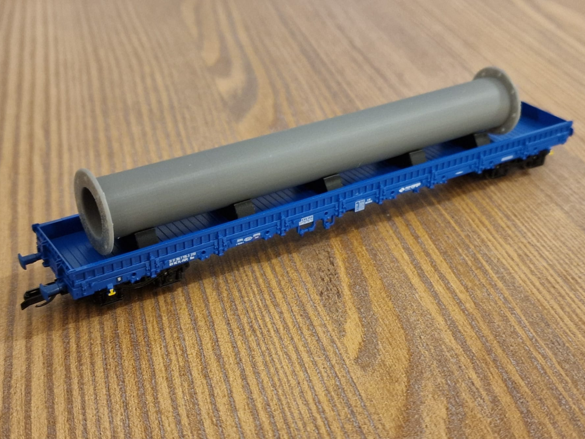 Flanged pipe in TT scale (1:120) cargo load