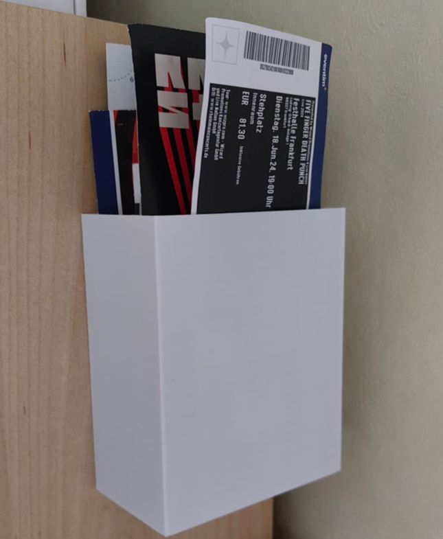 Organizer for concert tickets