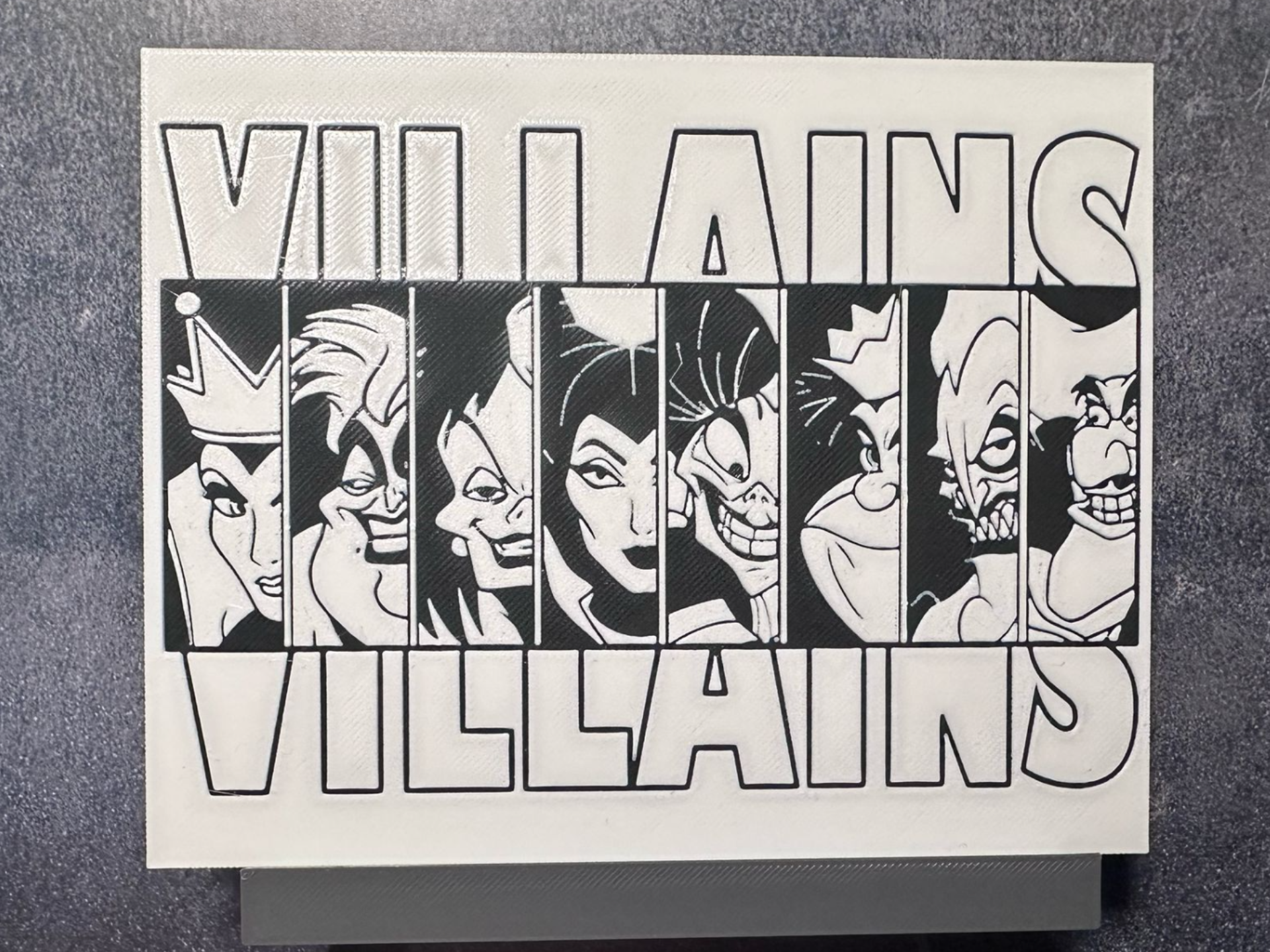 Hueforge Villain Queens