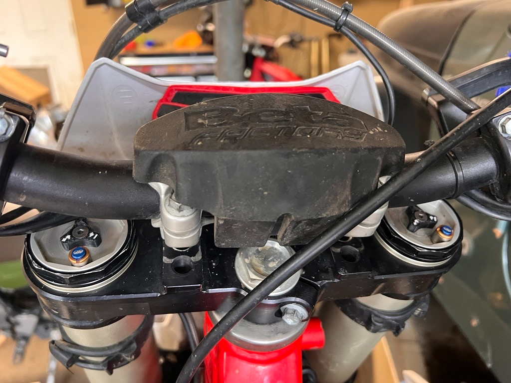 Beta Sachs Fork Adjusters