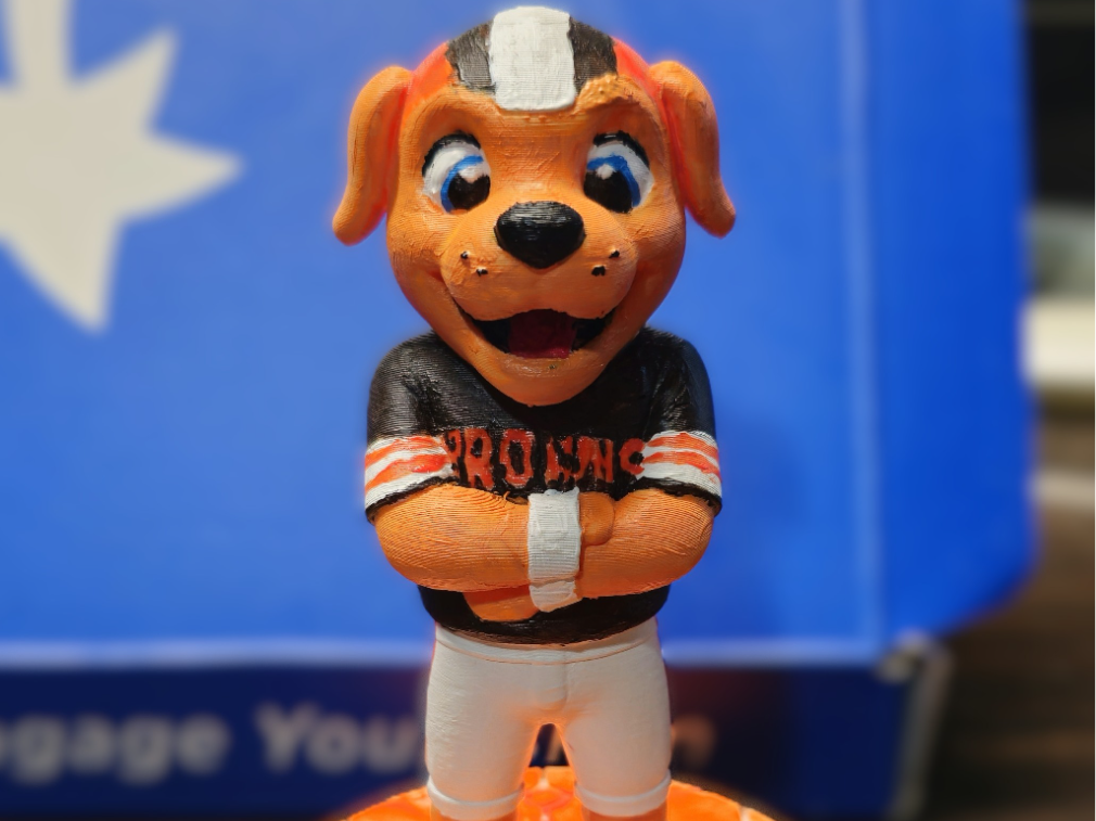 Cleveland Browns Mascot chomps