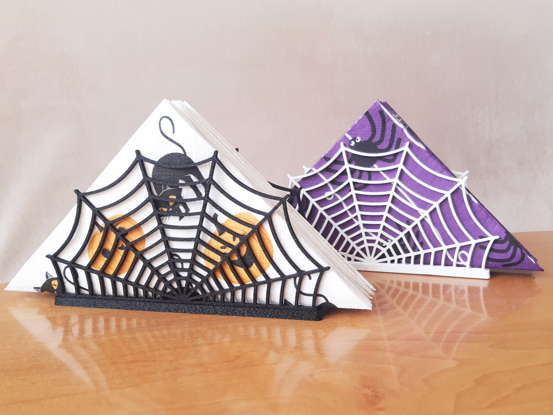 Napkin holder - spider web - lightweight version