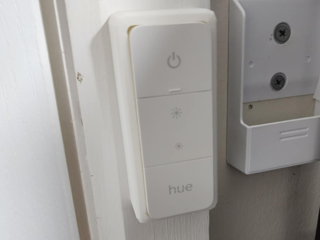 Philips Hue Slimeline Holder