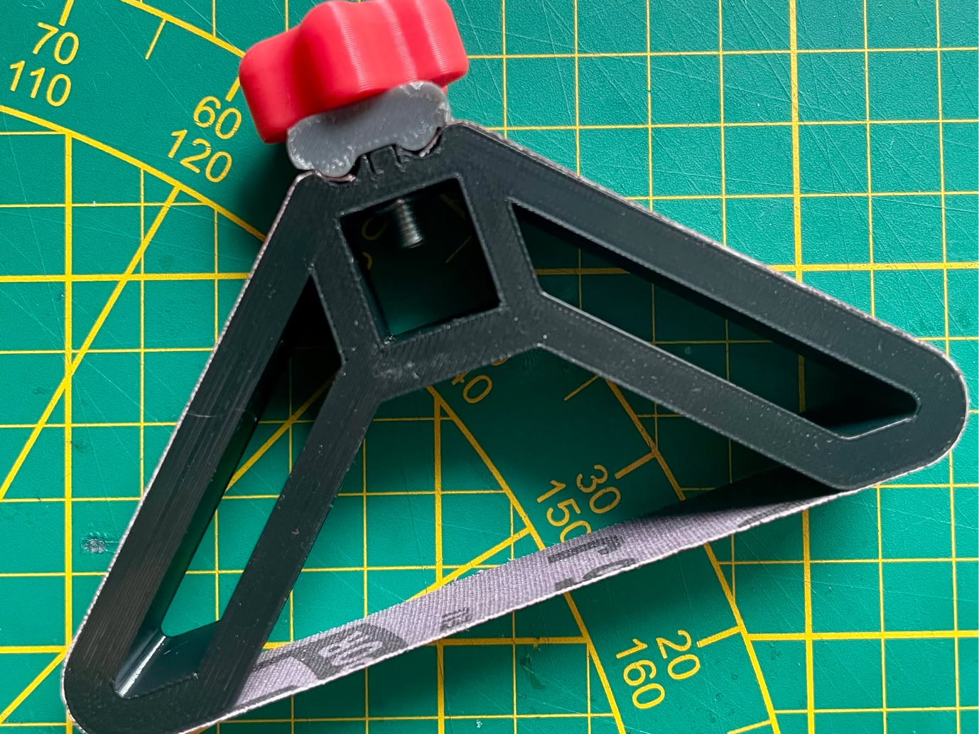 sanding tool