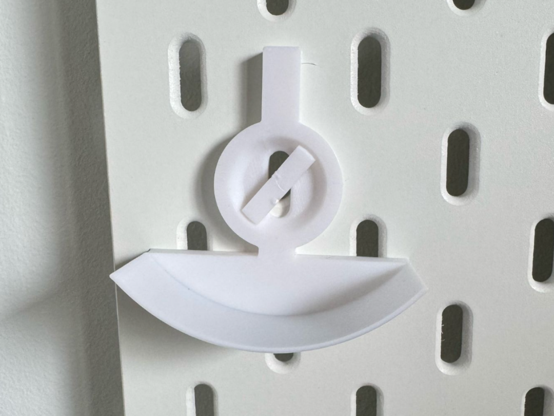 Skadis Hockey Puck Display Mount (T-Clip Based)