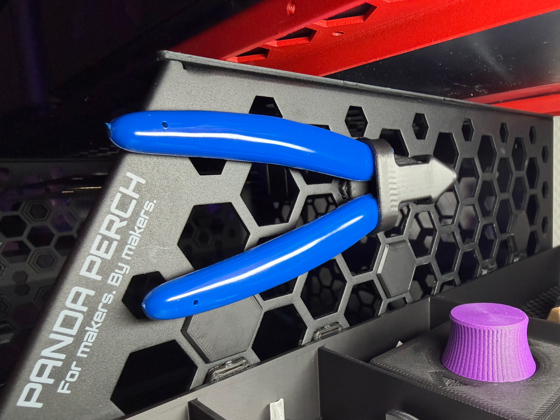 Panda Perch Plato 170 Pliers Holder