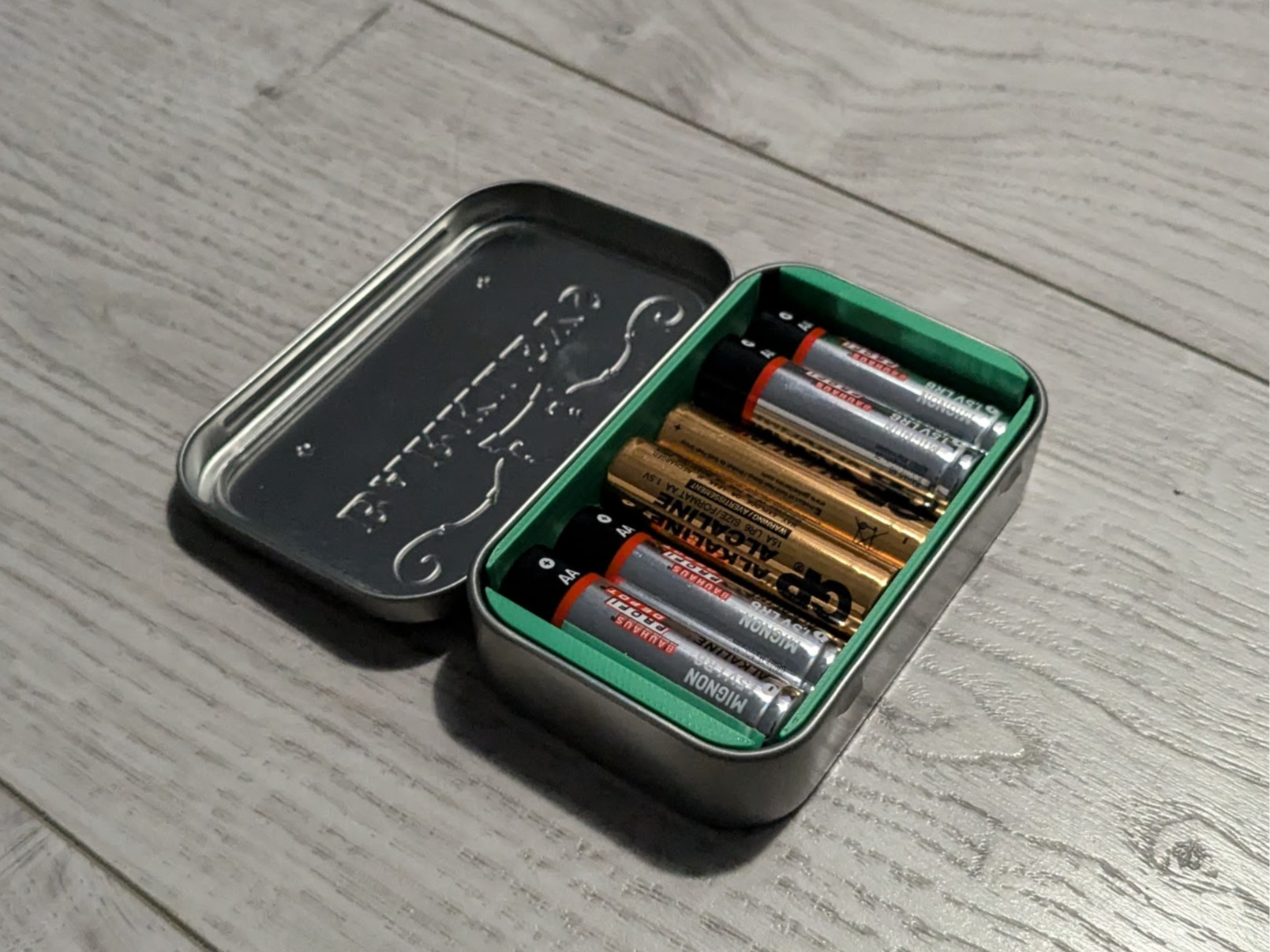 Tin Box Insert for Six AA Batteries