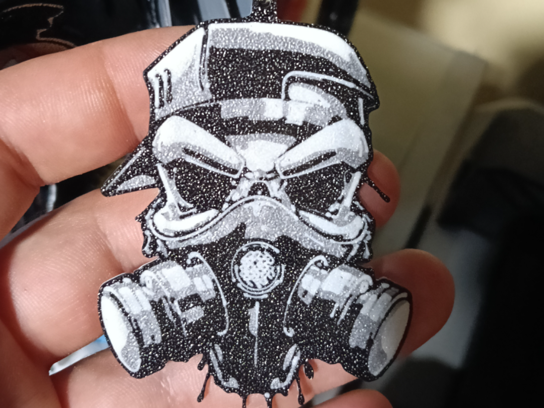 Keychain drag cave