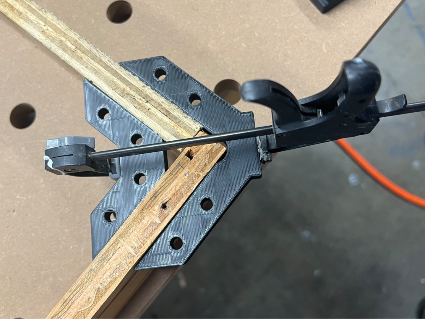 Narrow Corner Clamp set