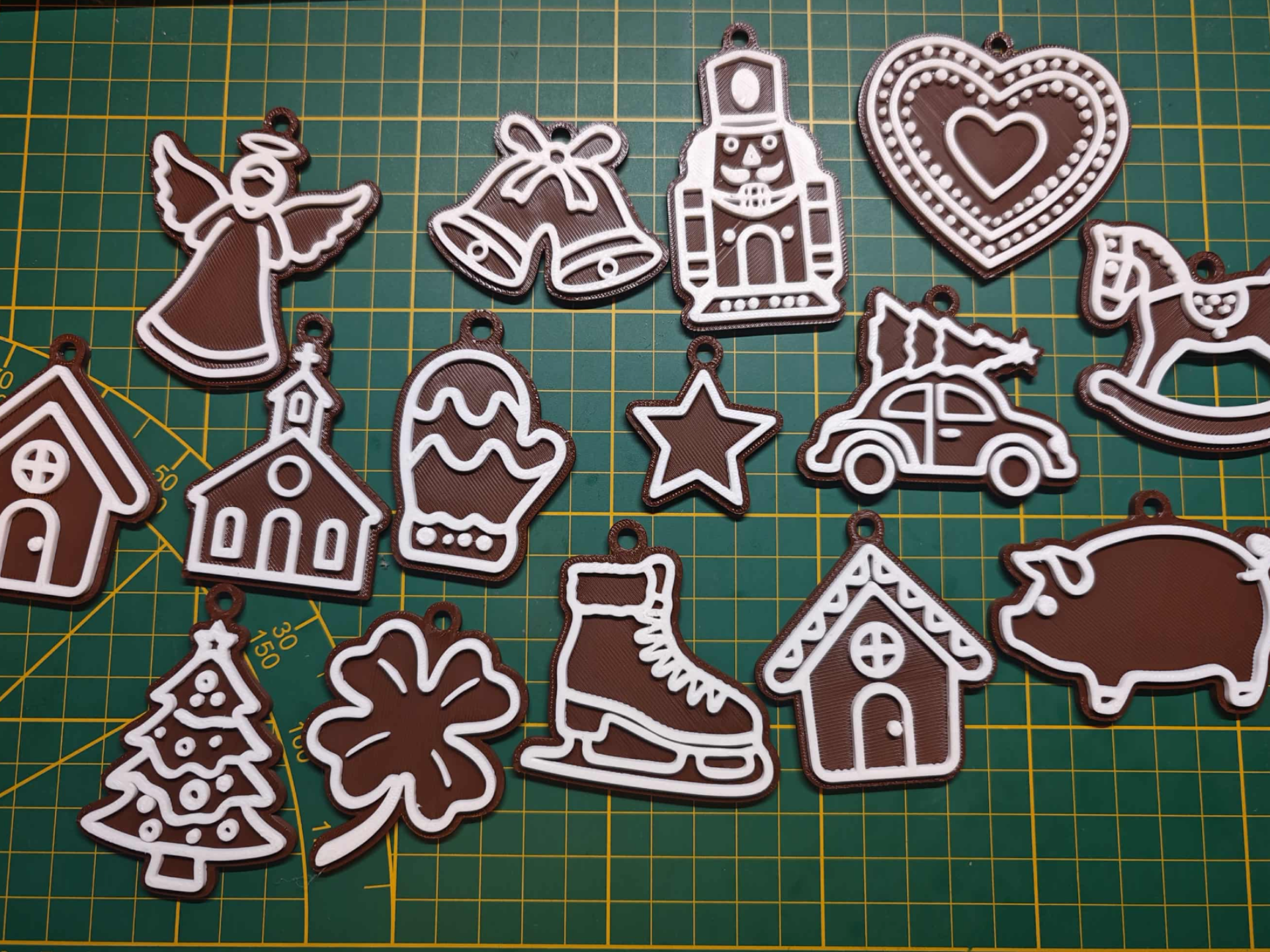Gingerbread for the Christmas tree(perníčky)