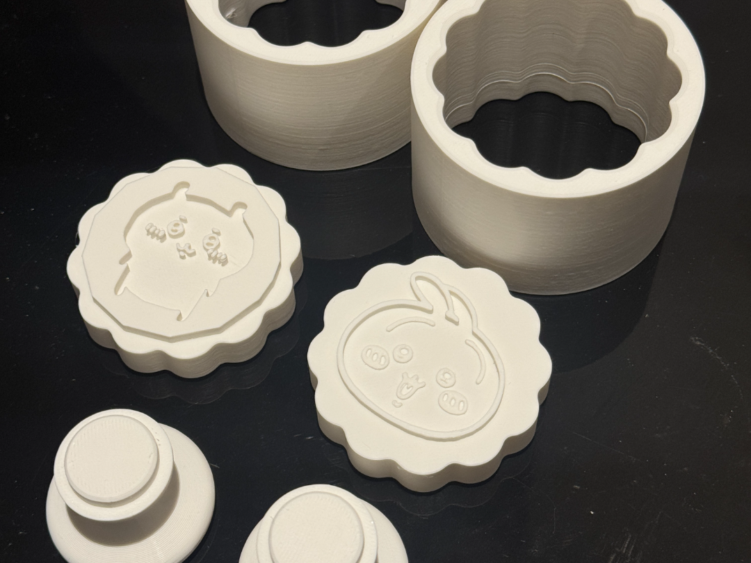 Chiikawa Moon cake Mold
