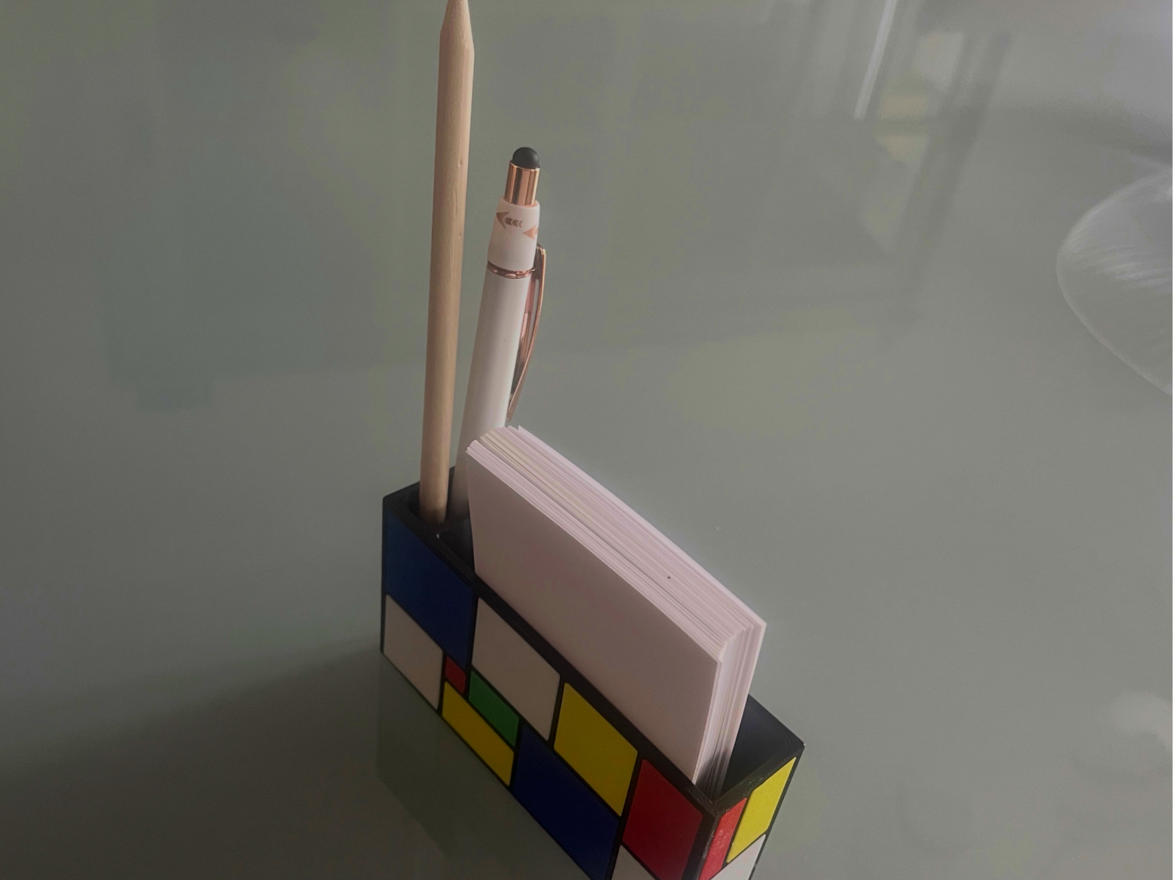 Zettelbox nach Mondrian