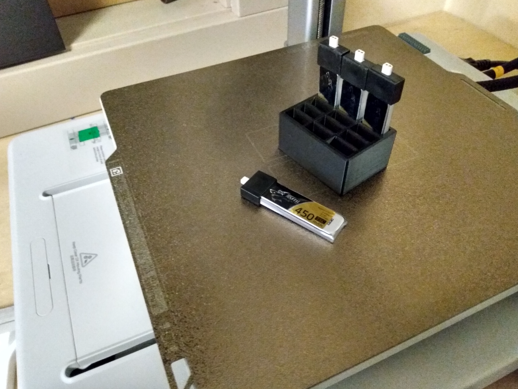 Adjustable LIPO Battery Storage Case