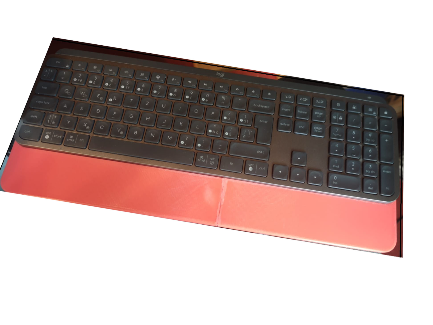 Logitech MX Keys S wrist rest