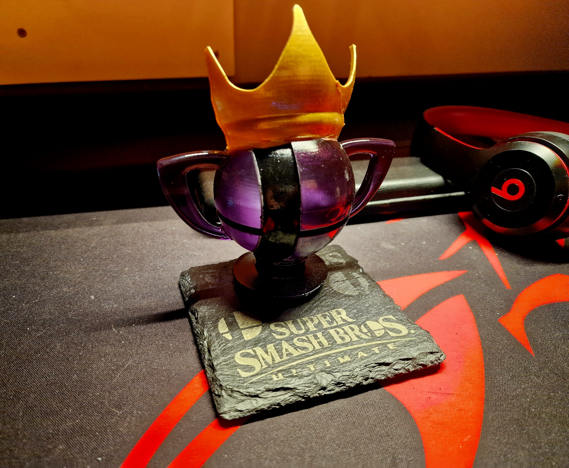 Smash Tournament Trophy (Light)