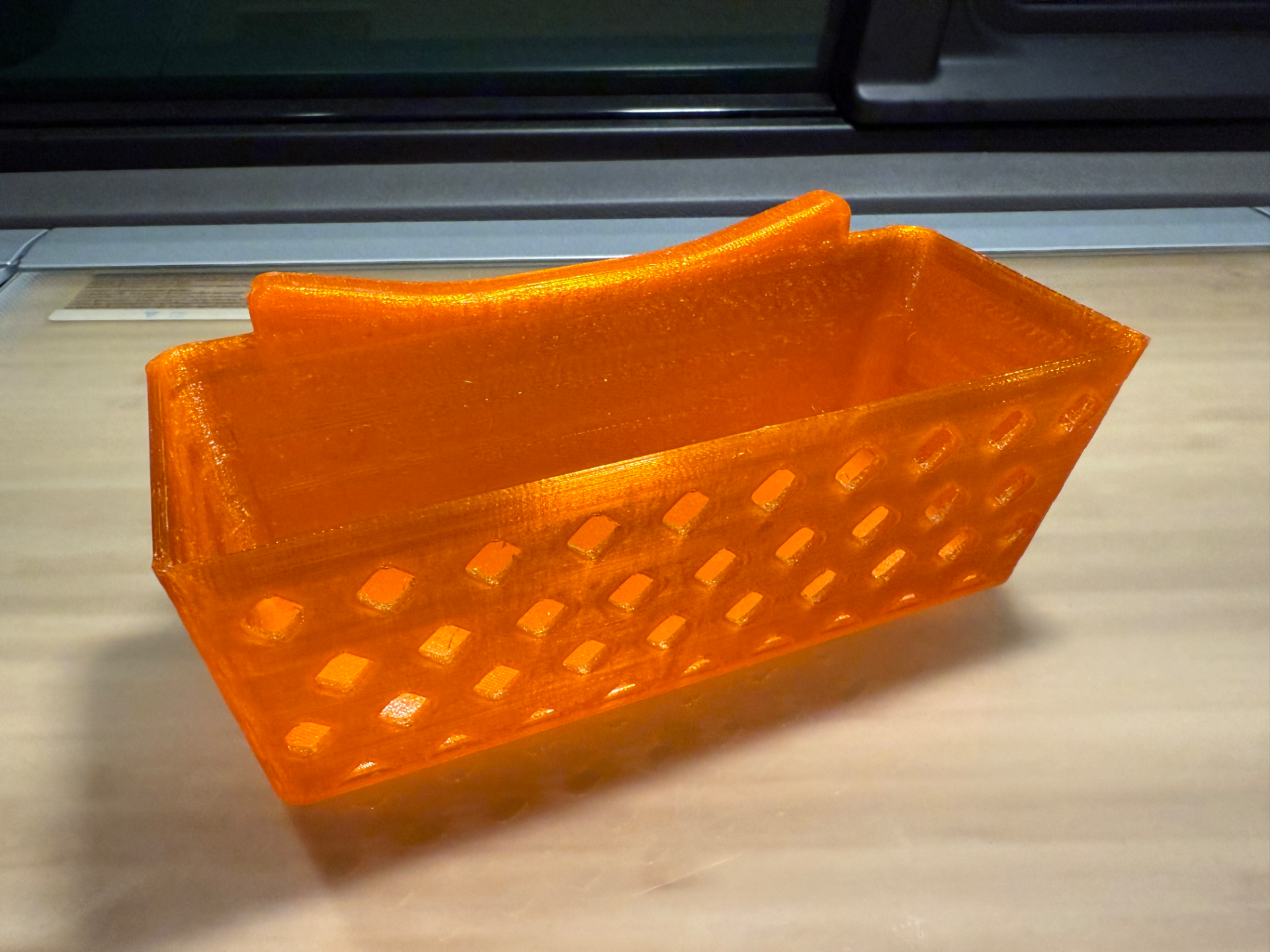 VW California Ocean T6 - SHELVE on window visor