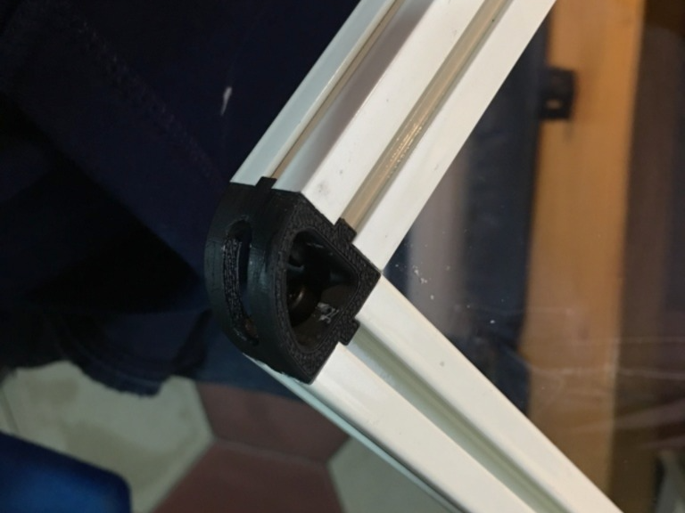 Aluminum Extrusion 20x20 90 degree corner