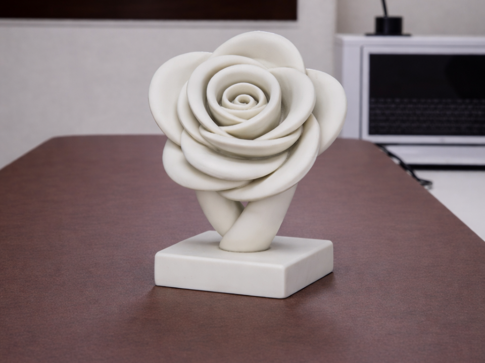 Rose Love Knot Sculpture