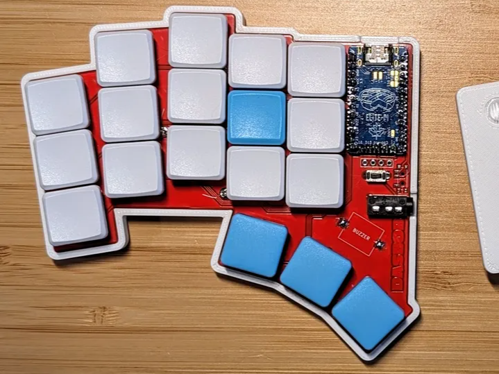 A simple case for the DASBOB keyboard