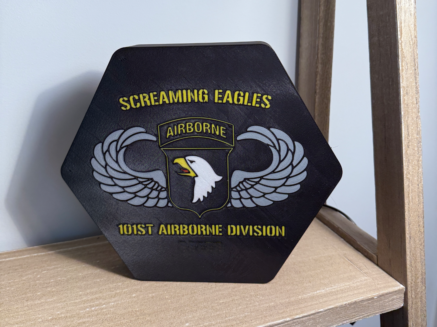 101st Airborne Screaming Eagles Light Box
