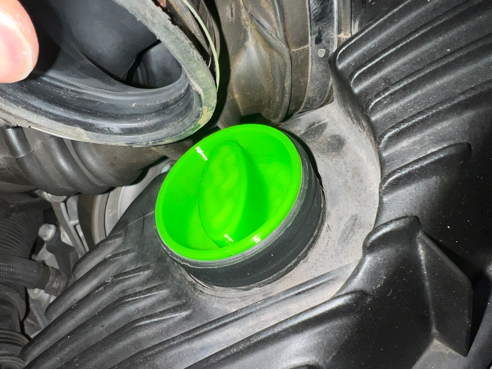 Porsche 996 / 997 Helmholtz resonator bypass