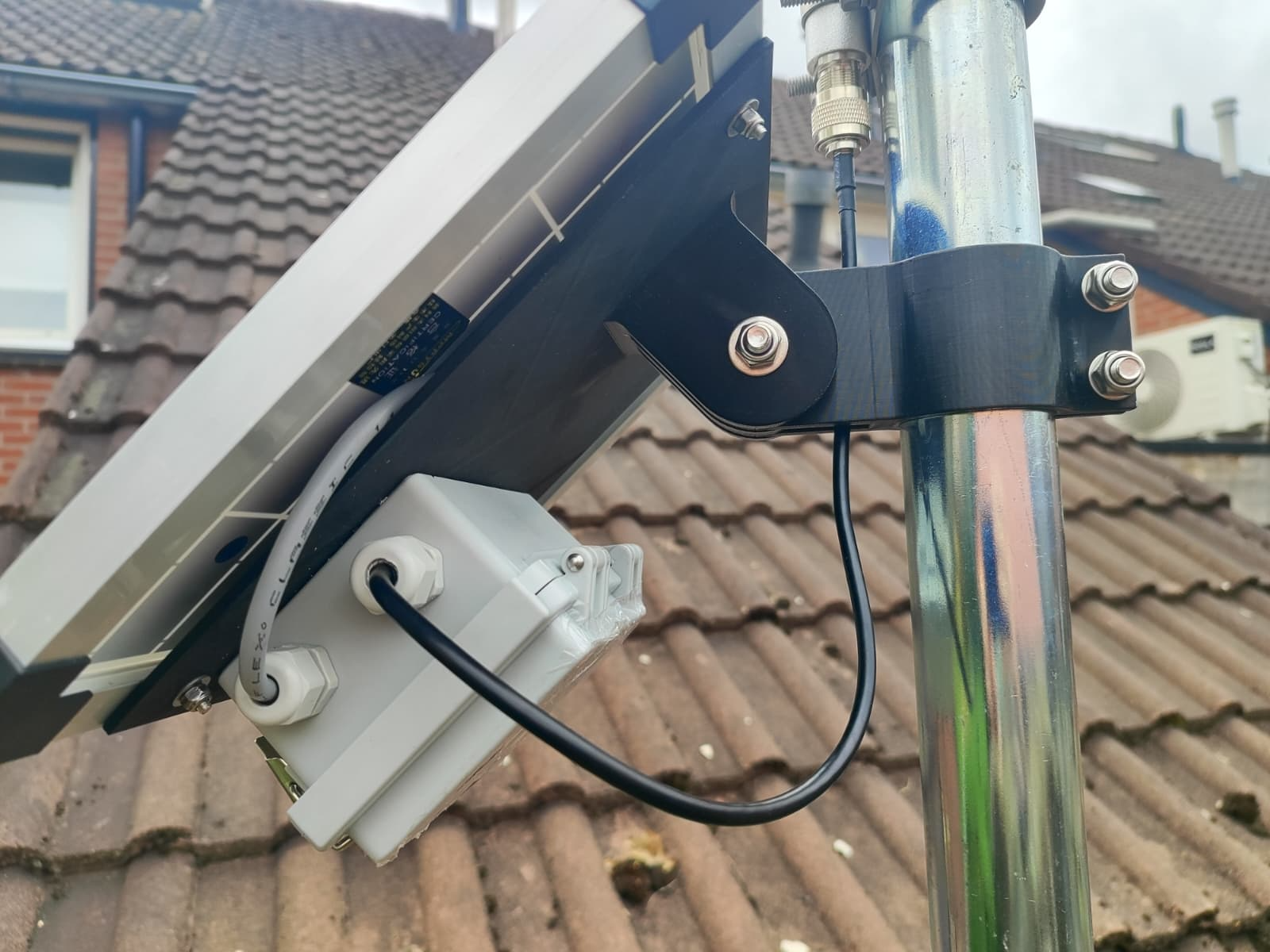 MeshCore solar repeater pole mount