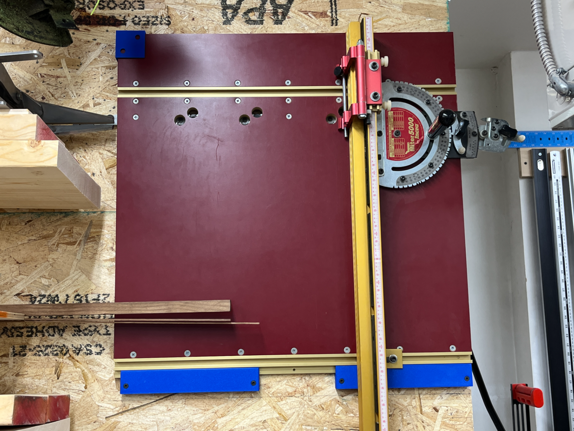 Incra 5000 miter wall storage mount
