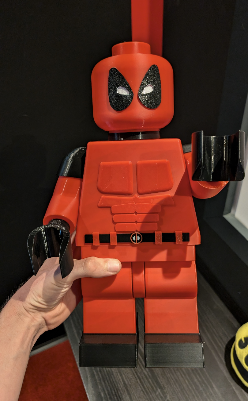 Deadpool Details für Figur (10:1 Skala)