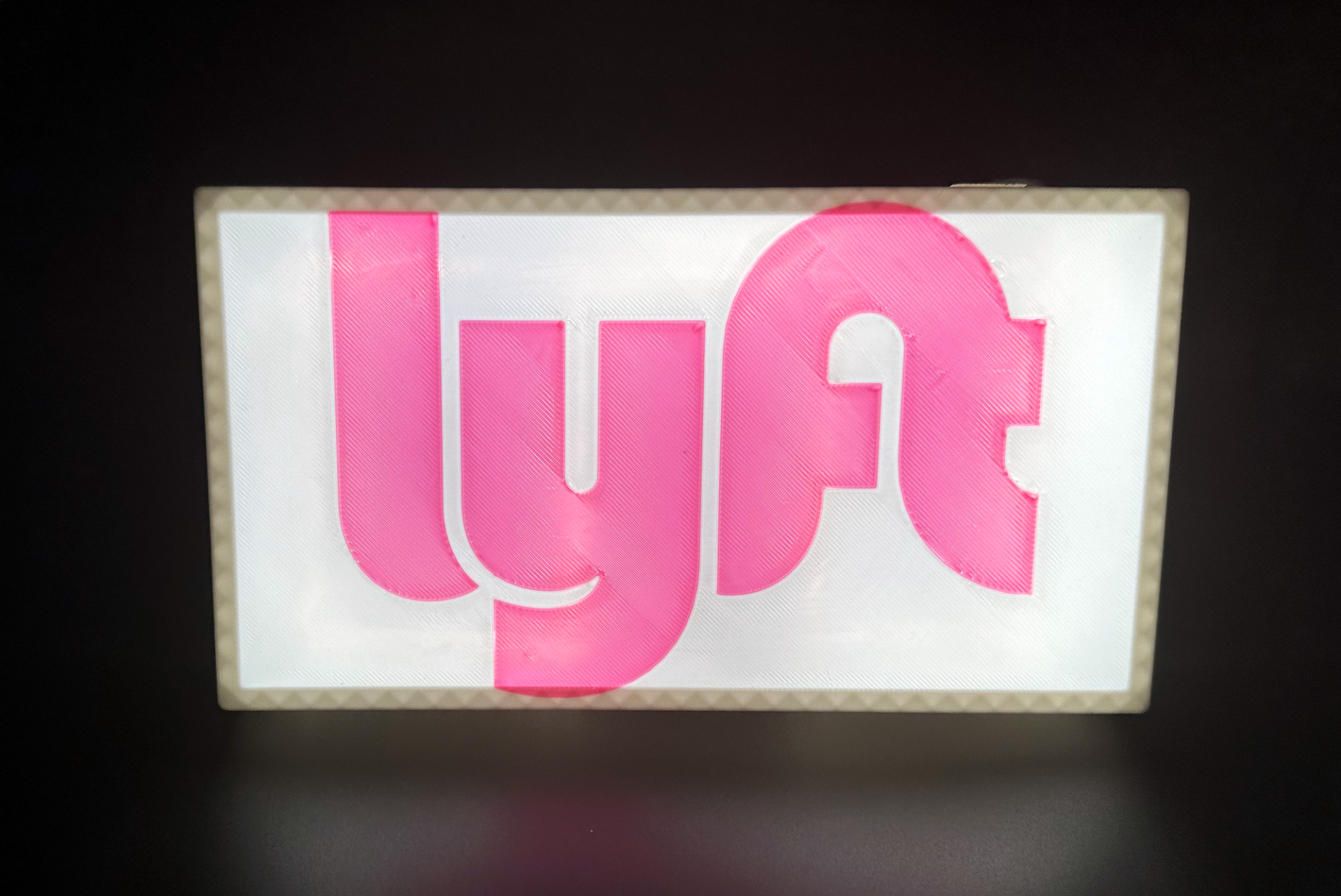 Lyft Driver USB Powered Lightbox w/ Window Mounts