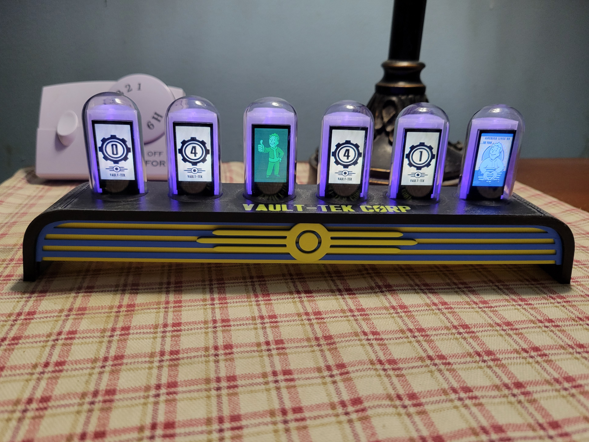 FALLOUT 4 Faux Nixie Tube Clock Case