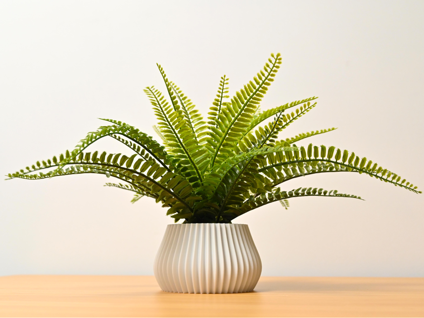 Modern Wave Pot