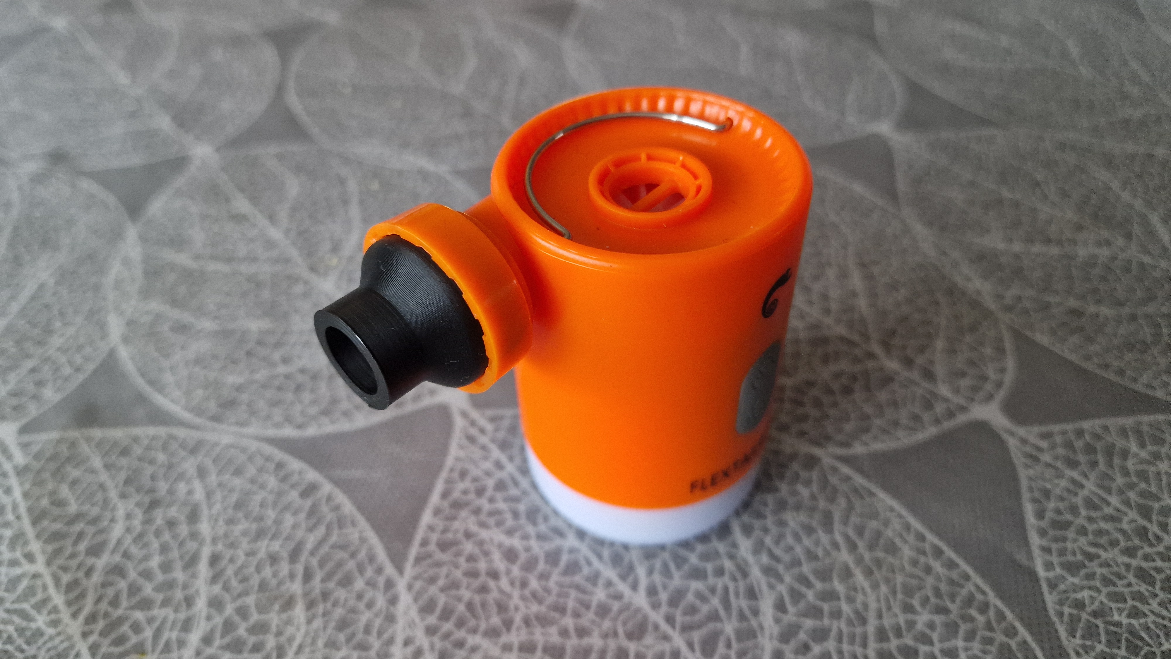 Adapter for Flextail pump and Pinguin sleeping pad