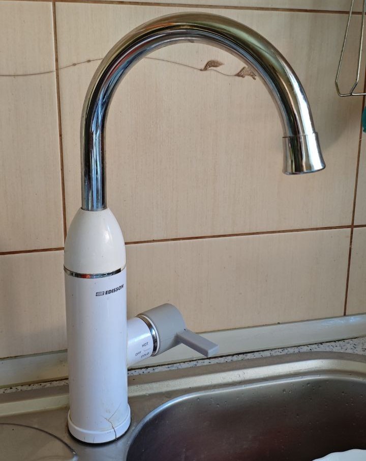 Edisson Mini 3000 flow water heater handle