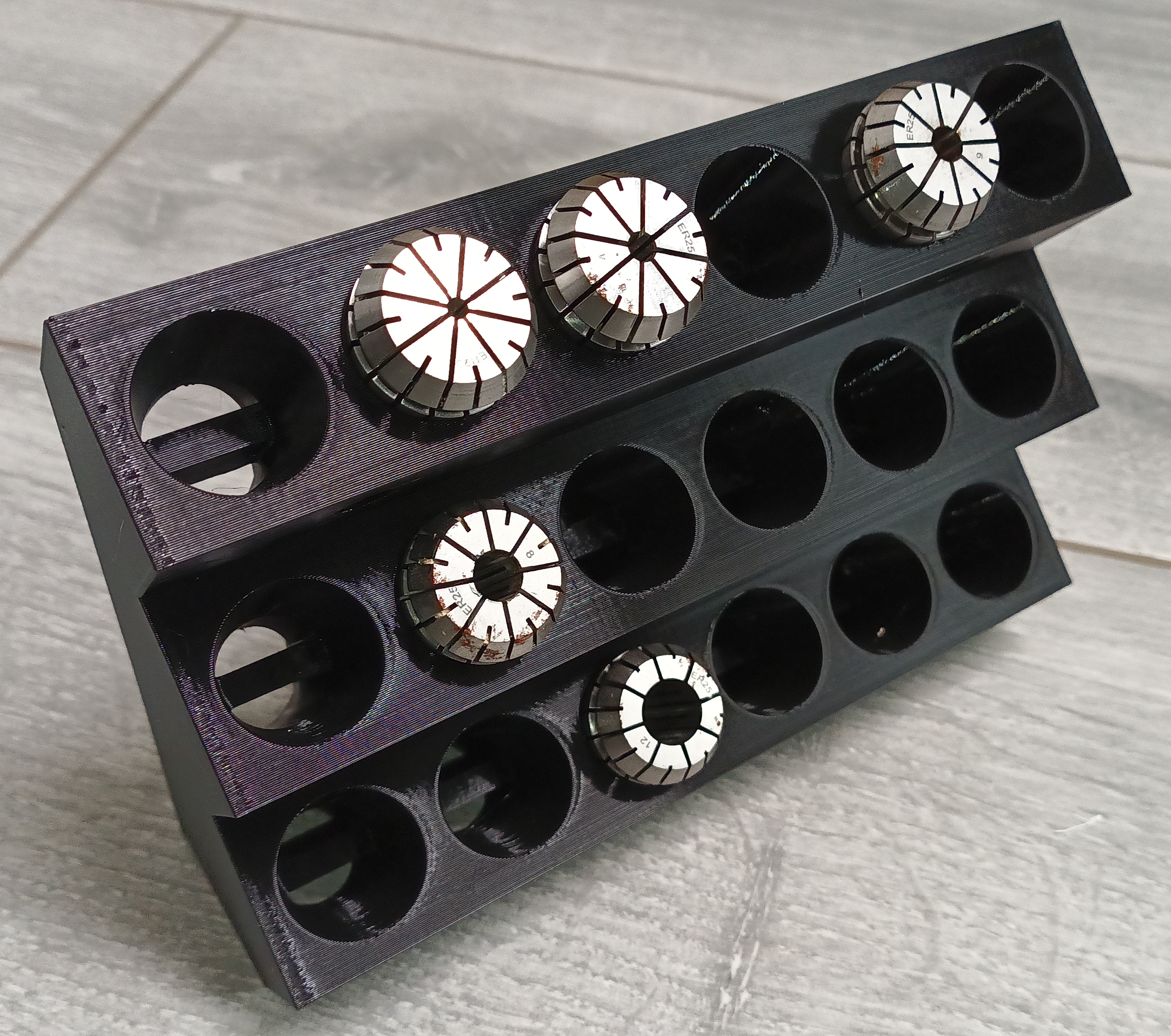 Collet holder ER16 ER20 ER25 (for 9, 12, 15 or 18 collets) Spannzangenhalter