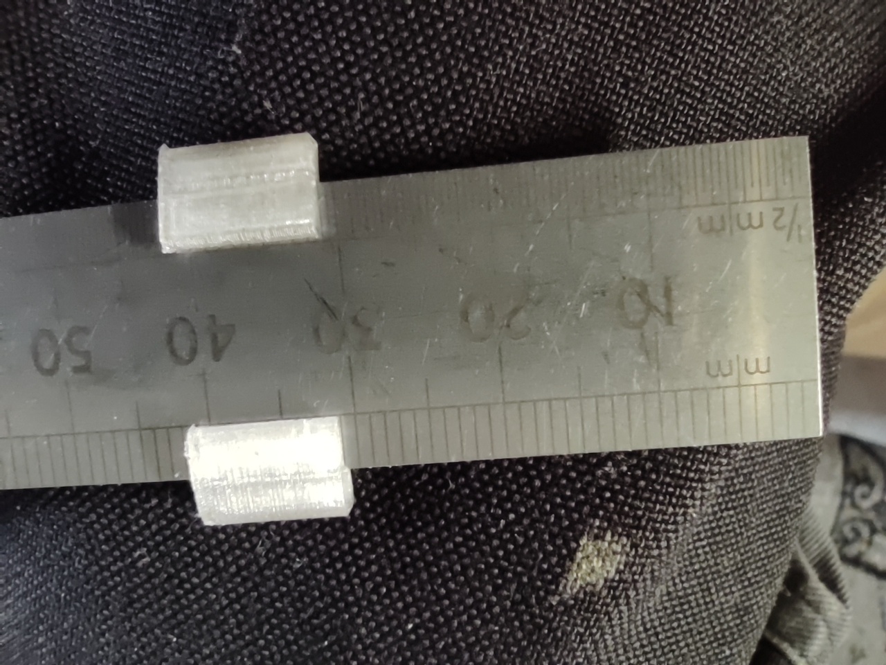 Slide indicator for 6" - 150mm steel rule