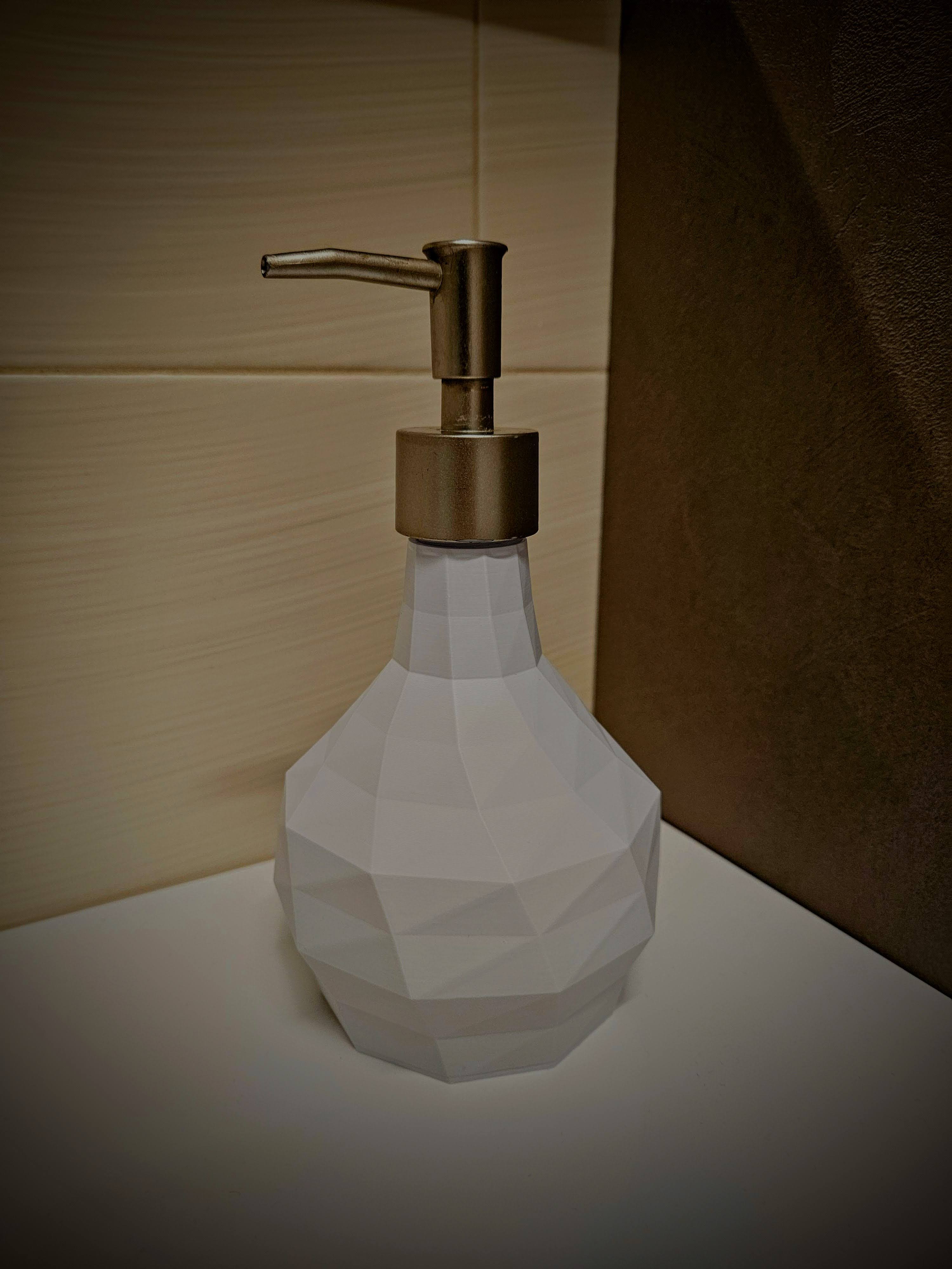 Portasapone Geometrico Moderno - Stile Elegante