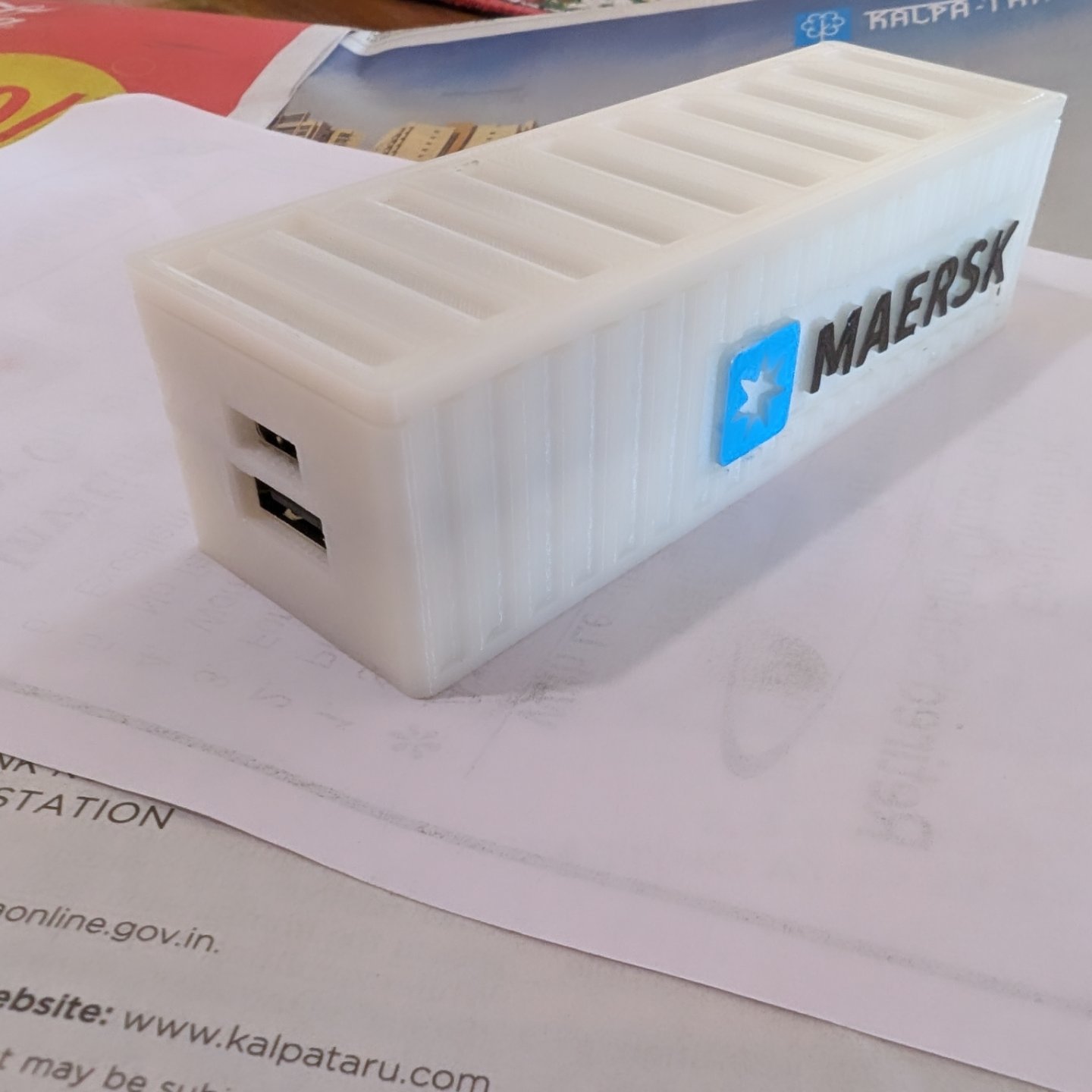 Shipping Container Power Bank with 21700 cell.