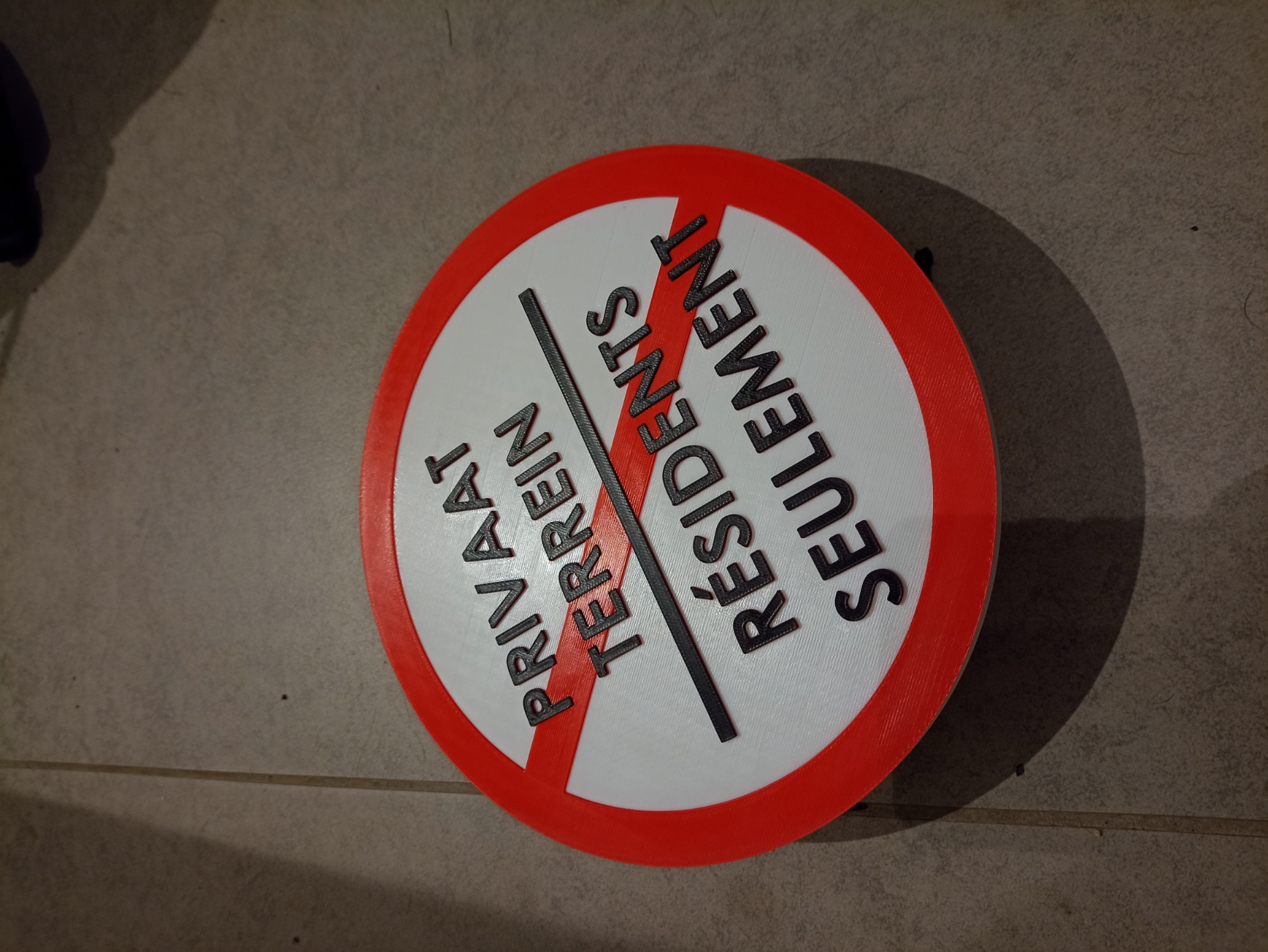 Forbidden Sign - Residents Only / Privaat Terrein / Residents Seulement