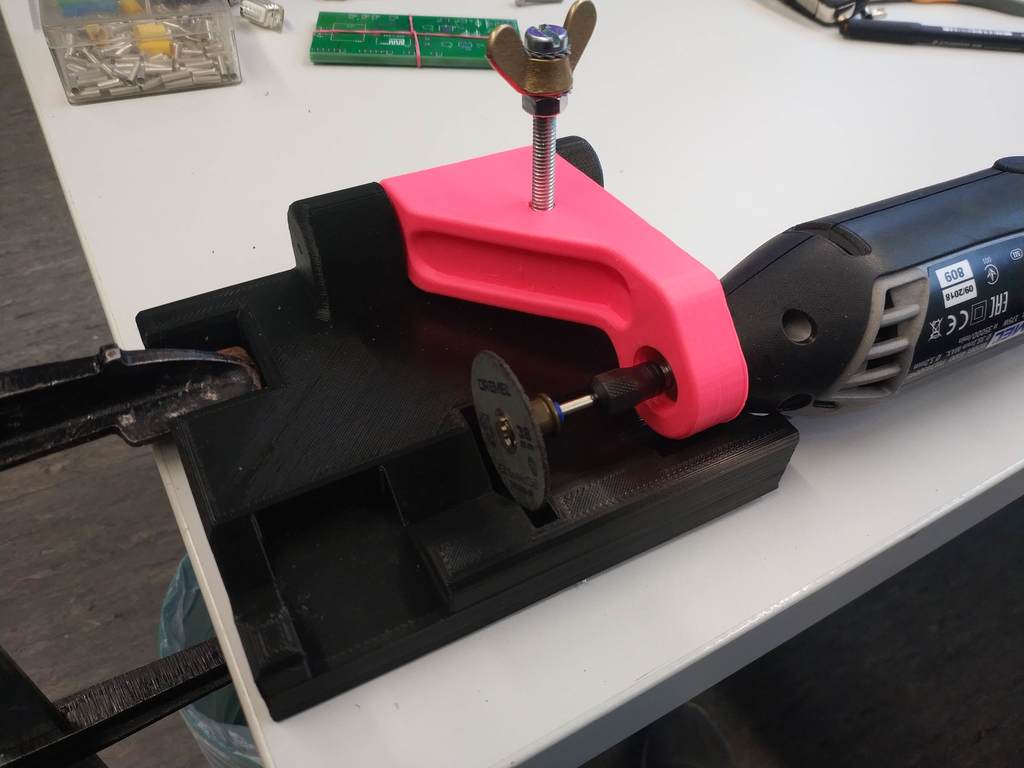 Rod and Tube Cutter for Dremel with Limiter