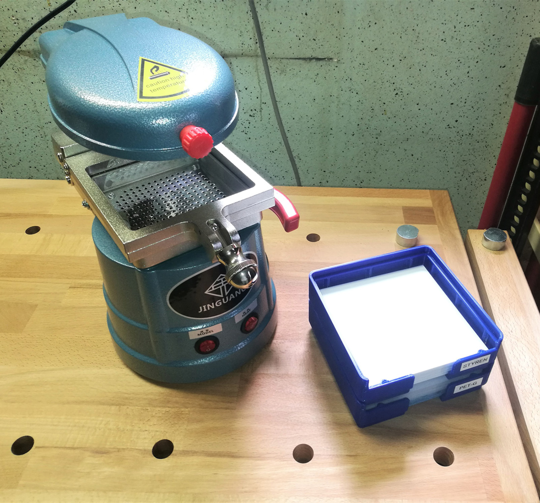 Material organizer for JT-18 and JG-08 Vaccum Former