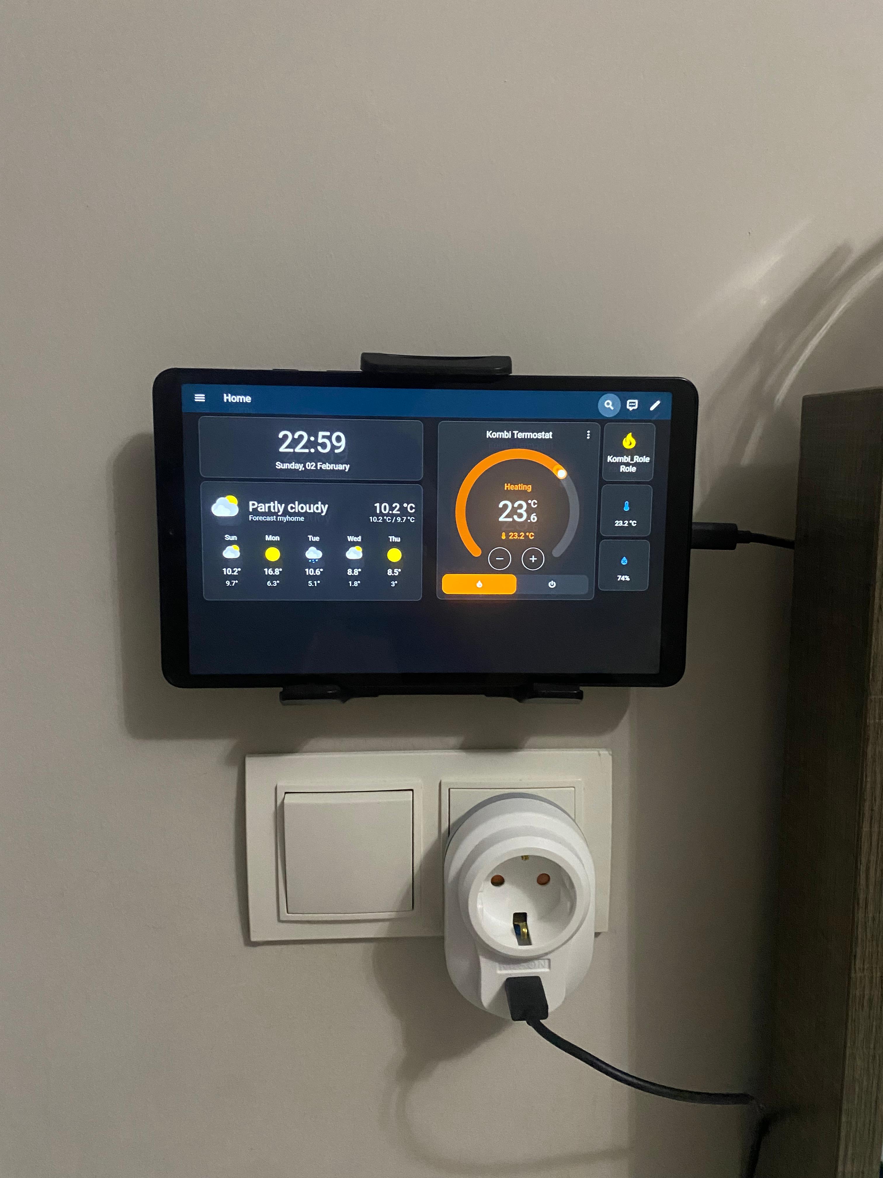 Tablet Wall Mount (With Old Car Phone Holder)
