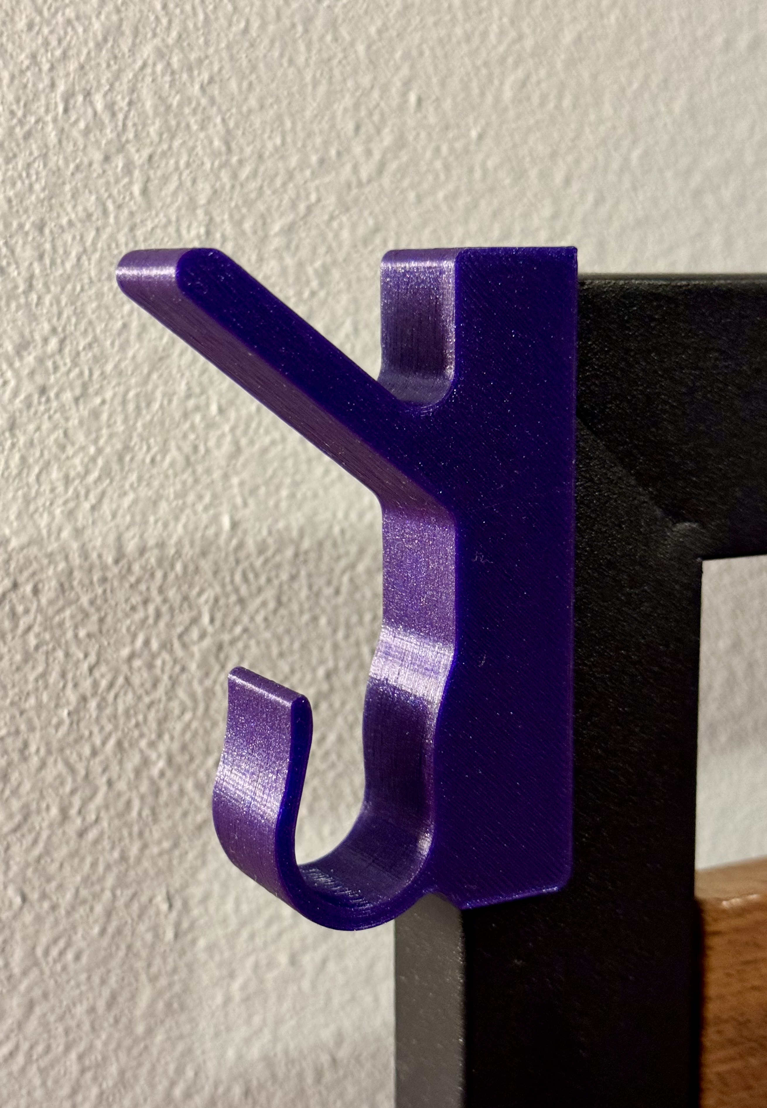 Magnetic CPAP Hose and Mask Hook for Corner-Mount Bedframes