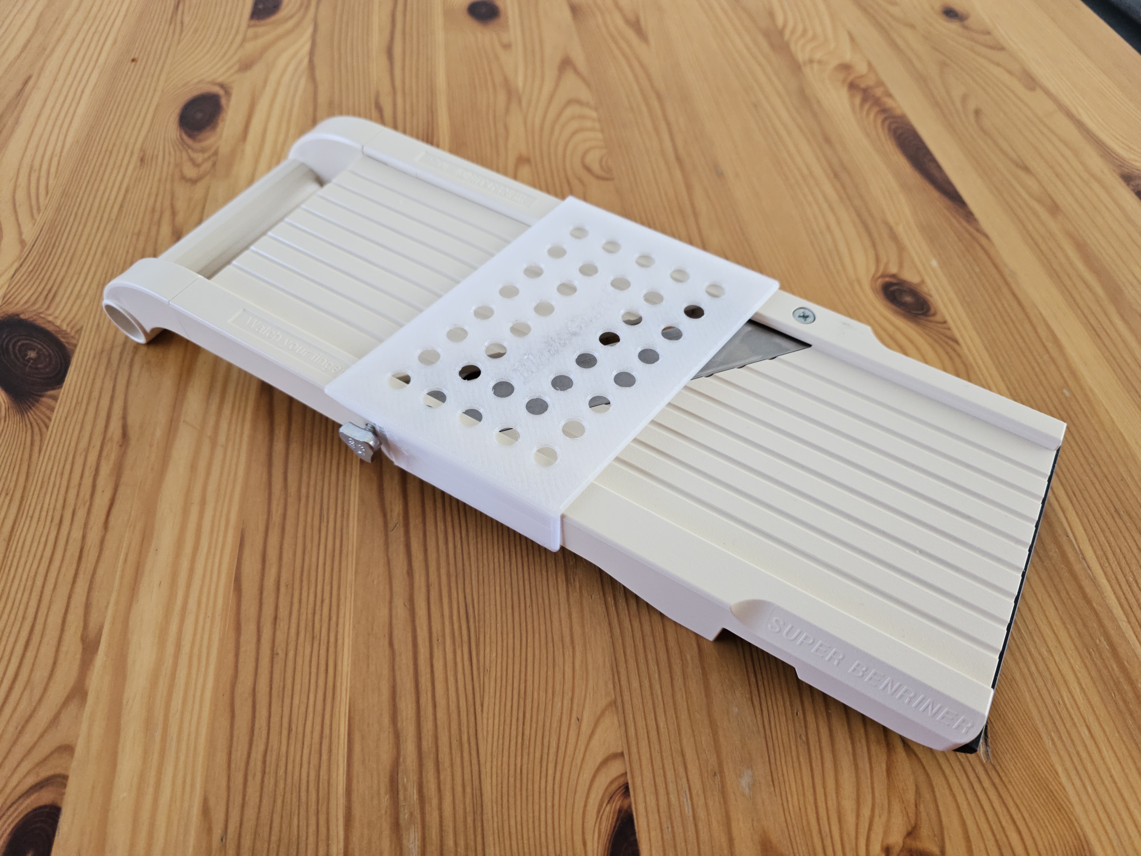 Super Benriner no.95 blade guard