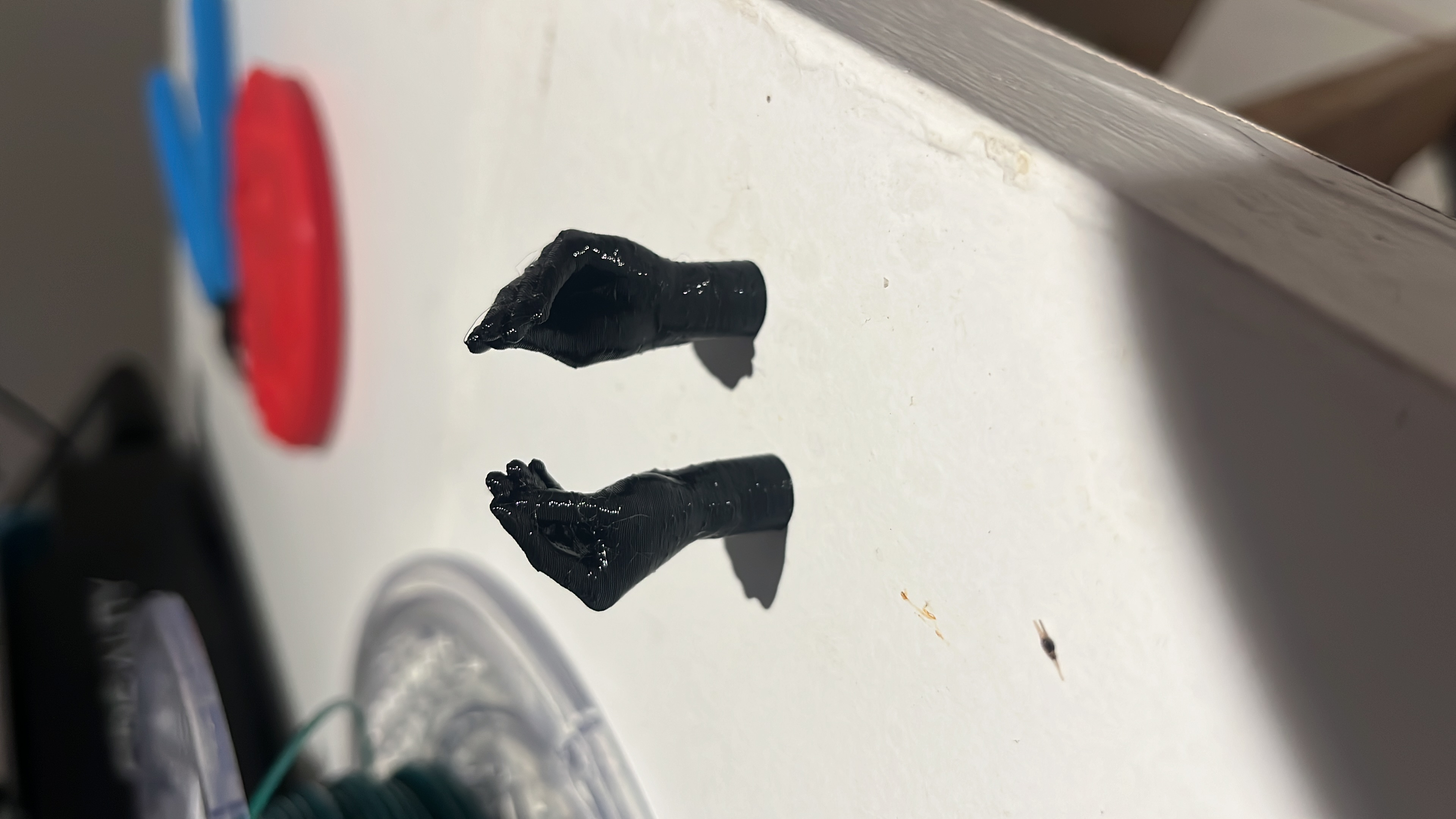 Italian hand gesture emoji presta valve cap