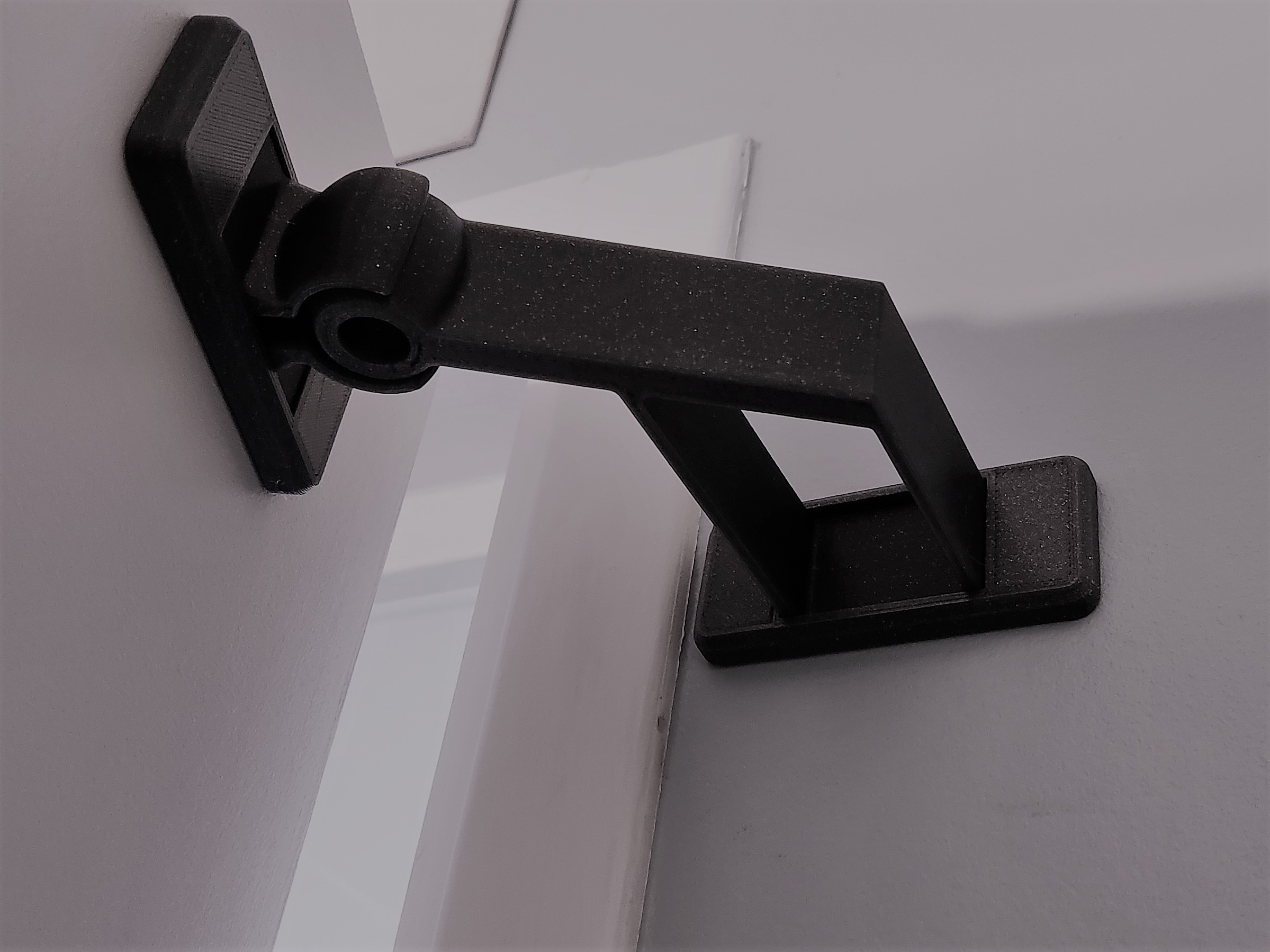 Door holder stop for holding the door 90°-145° open