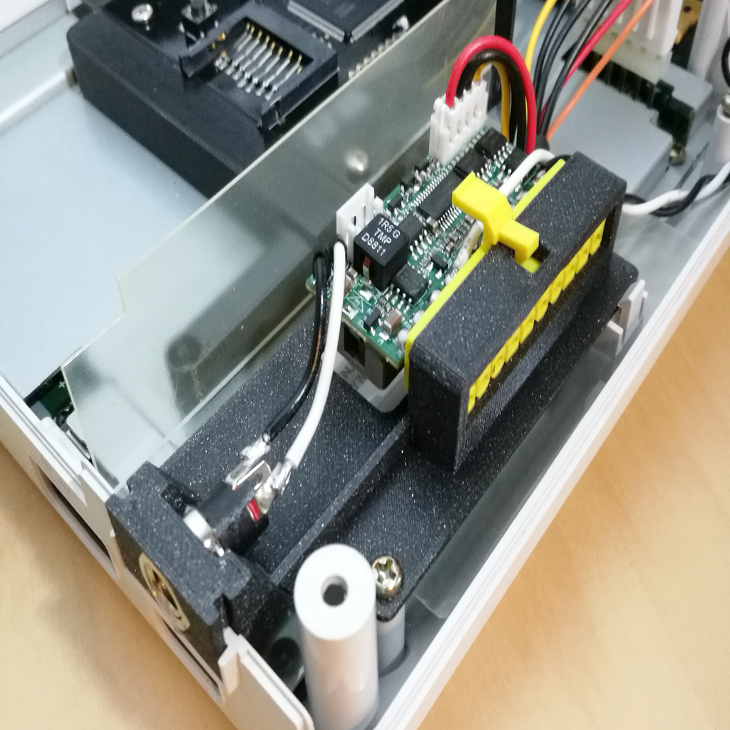 Sega DreamCast PicoPSU Adapter