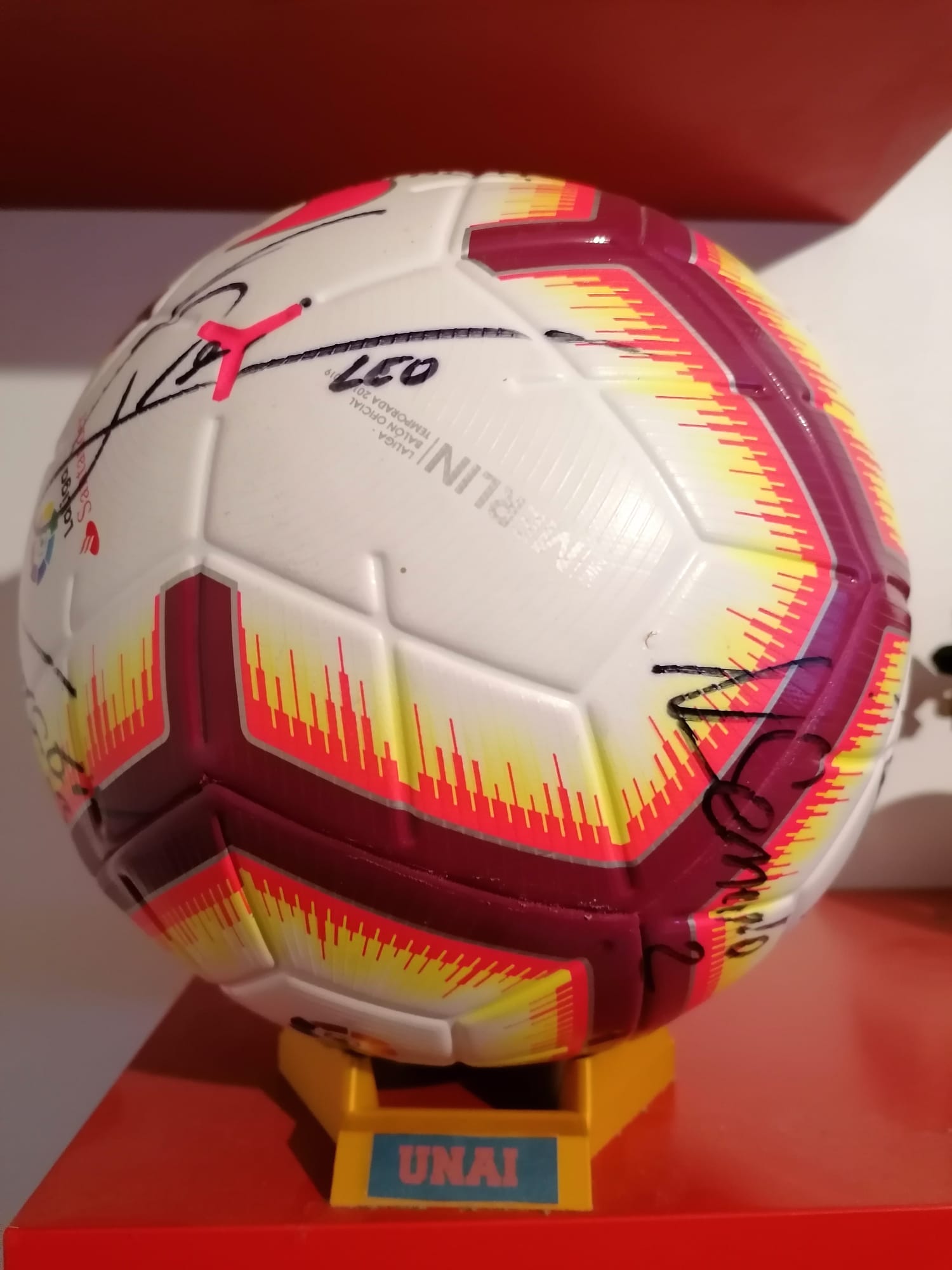 22cm Soccer Ball support for exposition