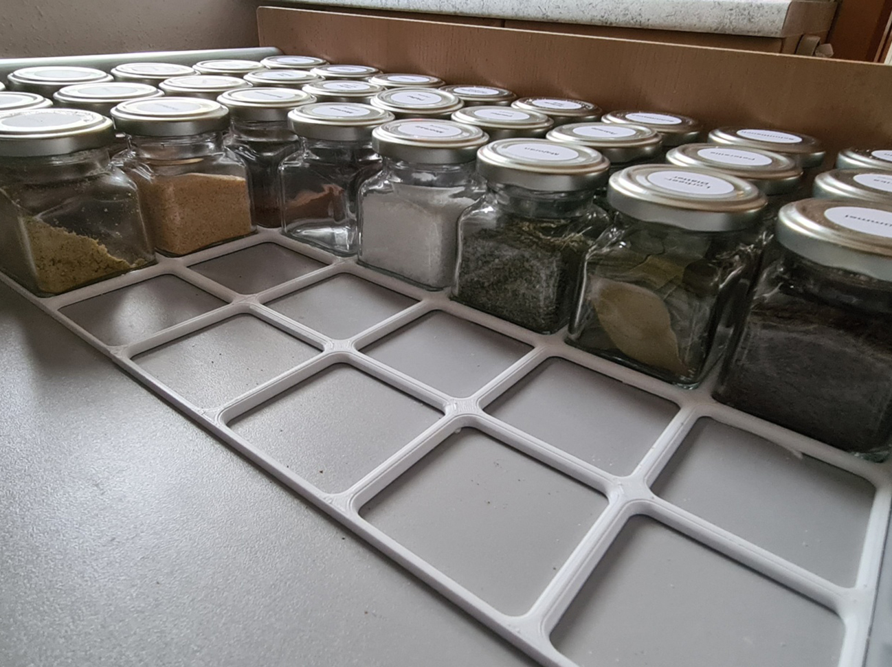 Spices holder grid kitchen drawer - Drawer Organizer