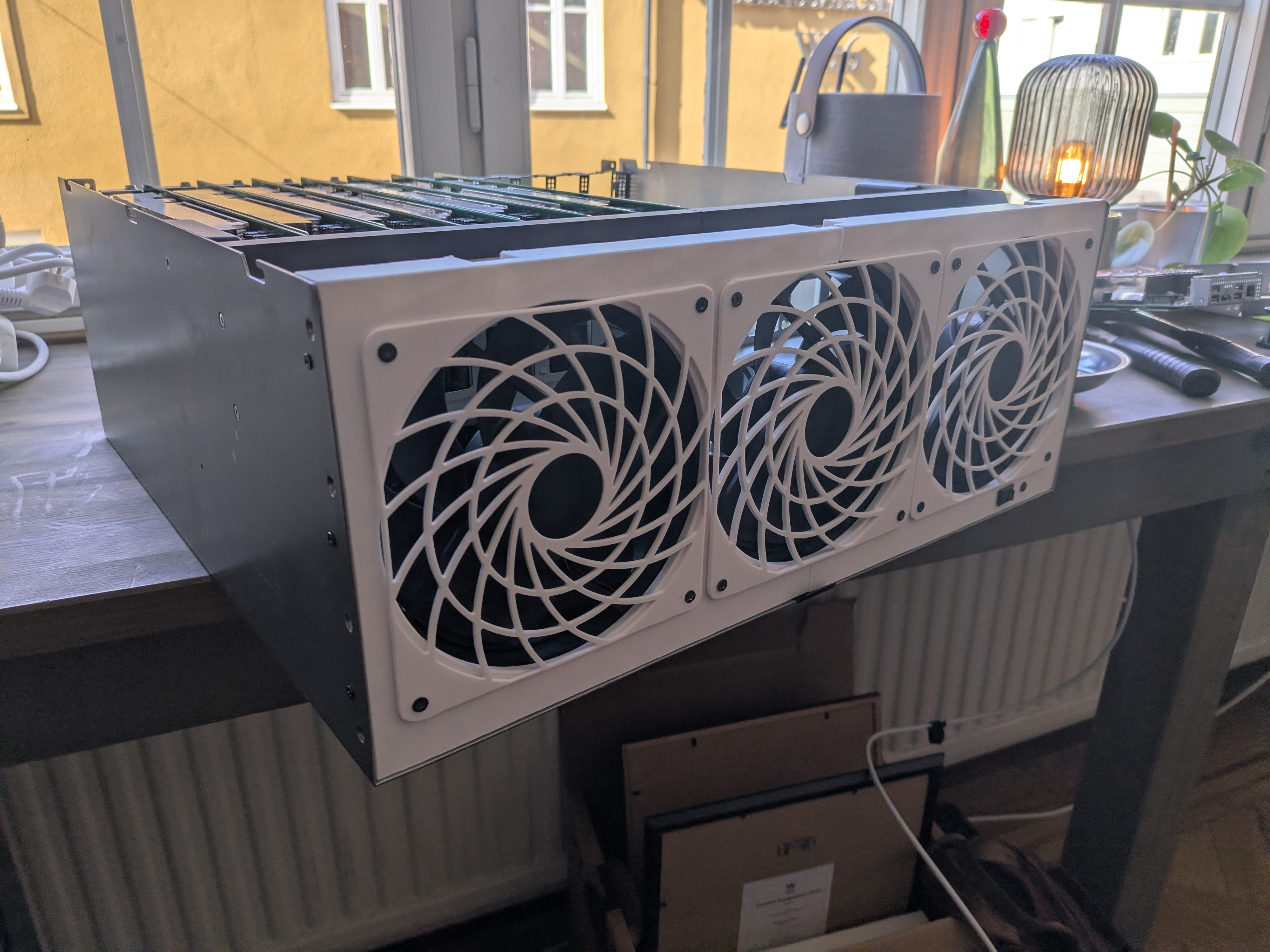 Asrock 4U12G 140mm fan mod (BC250 case)