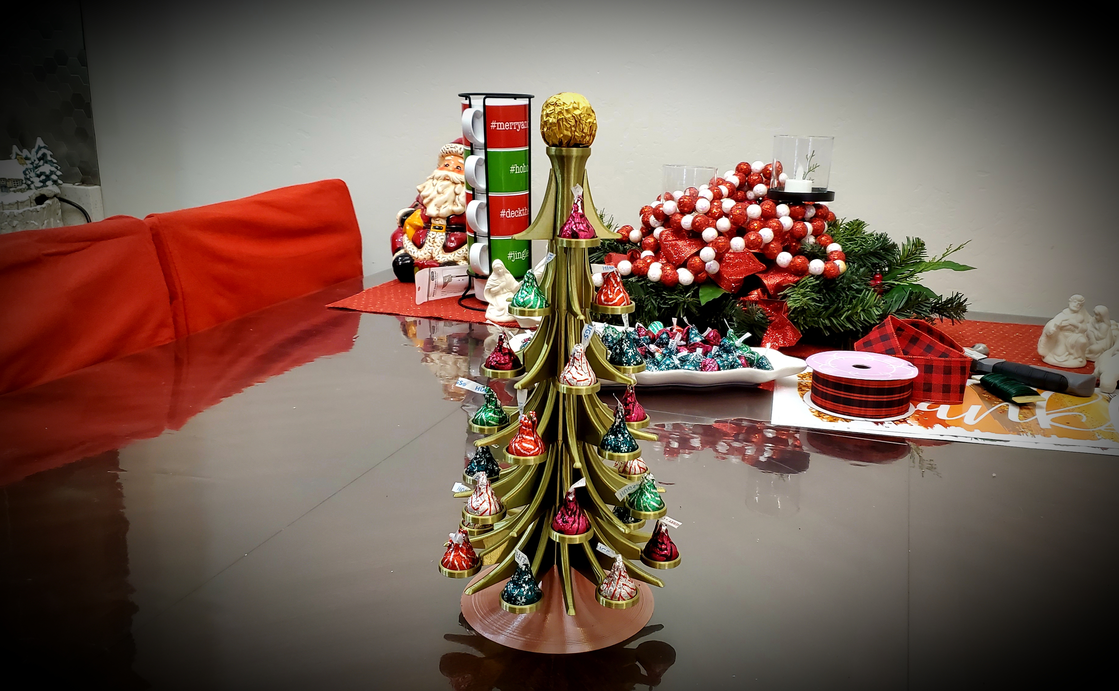 Christmas Tree (Kissmas Tree)(New Files!)
